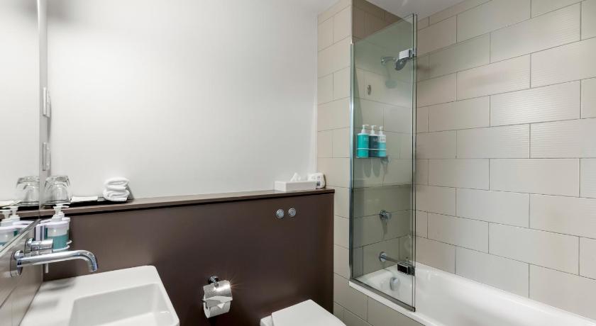 Image of 2 Double Beds 8