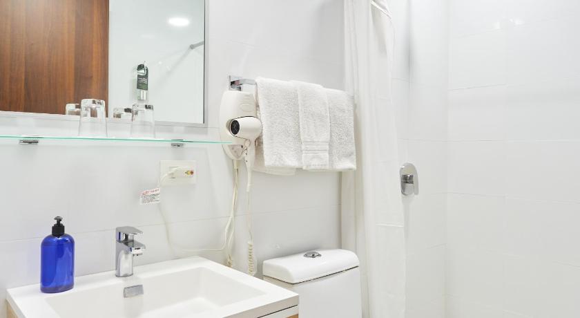 Image of Superior Double Room with Two Double Beds 2