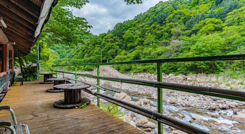 河东 Hadong kkotdam pension 2星级 民宿 大堂