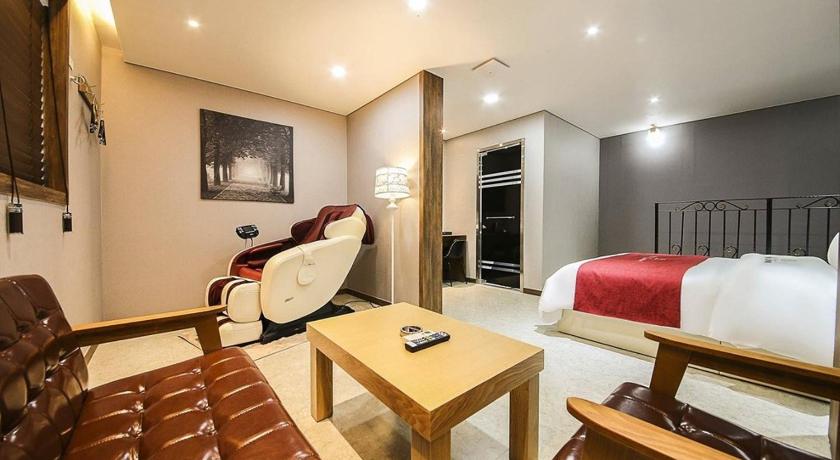 金浦 Gimpo Laboum Unmanned Tel (Drive-in) 3つ星 ゲストハウス ロビー