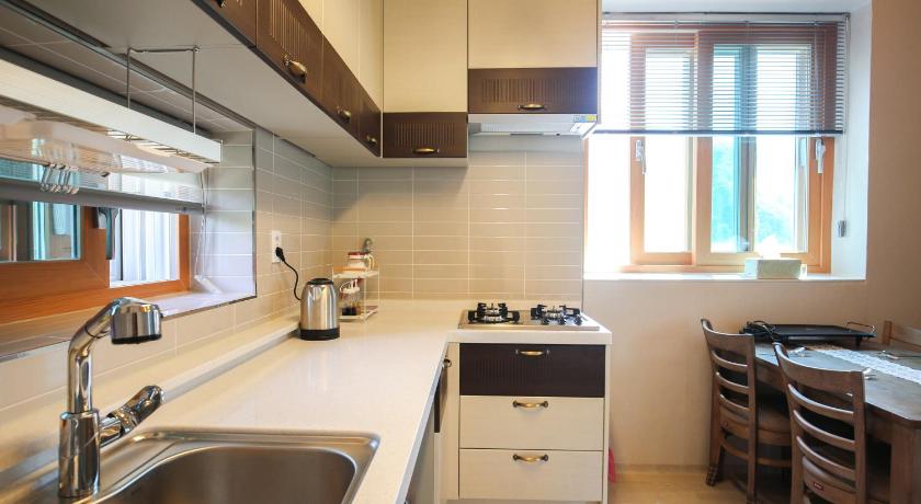 Image of Quadruple Room 9