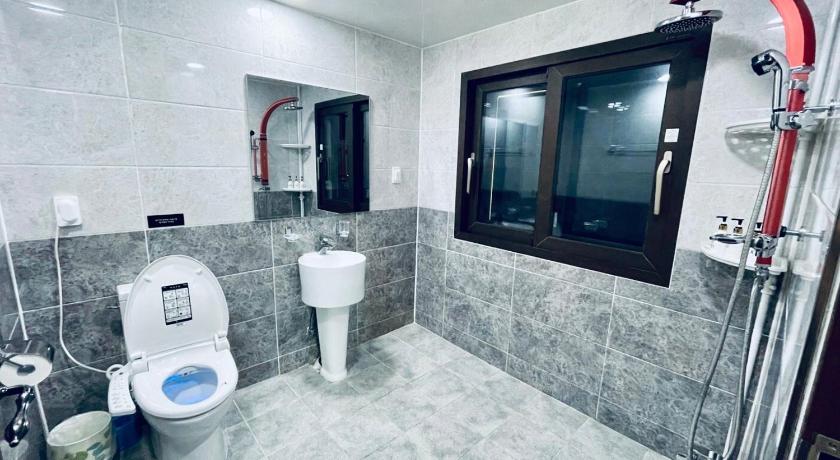 Image of Double Room 9