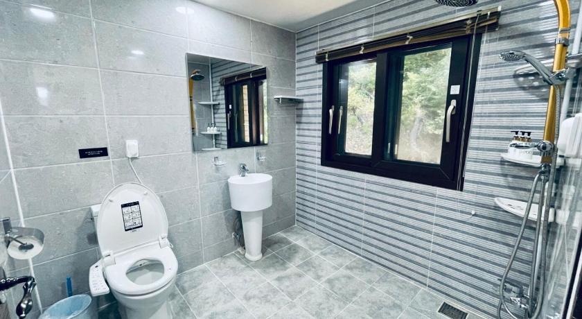Image of Double Room 2