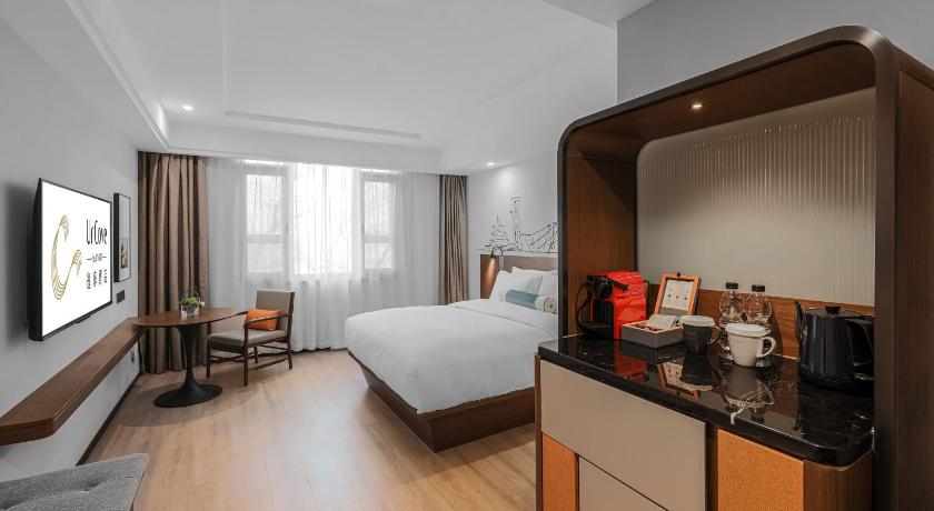 Image of Deluxe 1 Bed Room 1