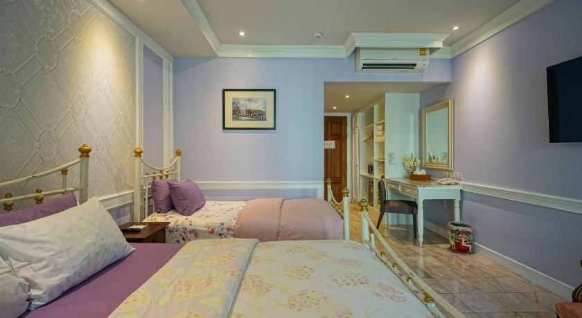 Image of Deluxe Triple Bed 8