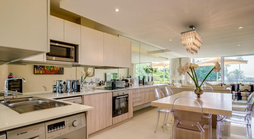 Elegant Apartment at the Waterclub (Amani Views) - main image