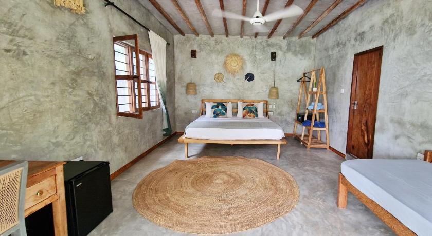 Image of Double Room with Sea View 3