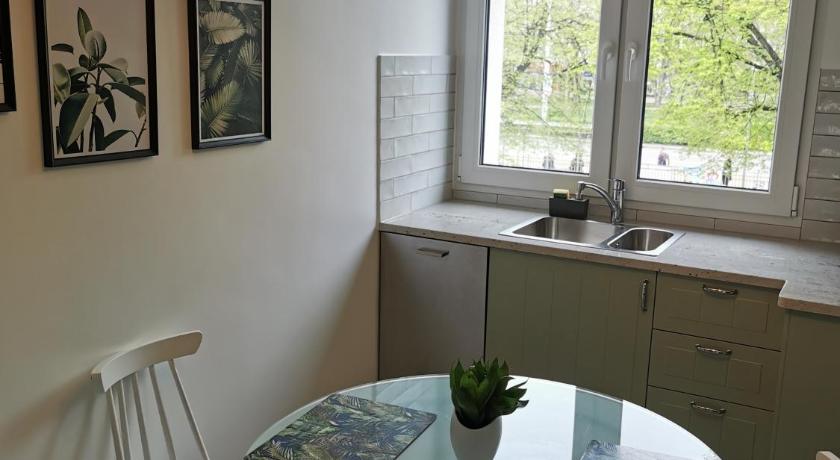 Lemon Tree Apartment