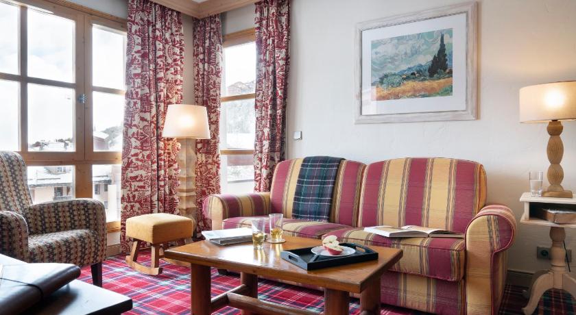 Image of Four-Bedroom Duplex Apartment - access to the indoor and outdoor pools (8 People) 1