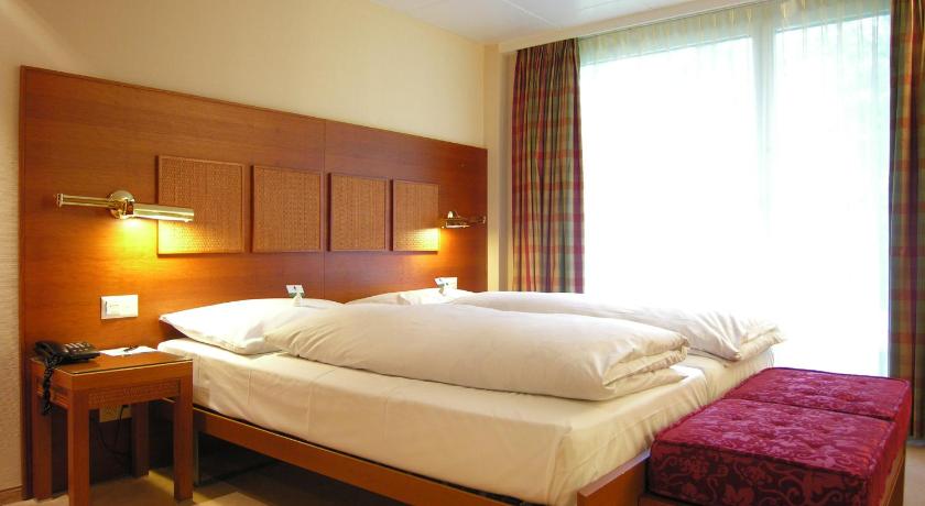 Image of Comfort Room 9