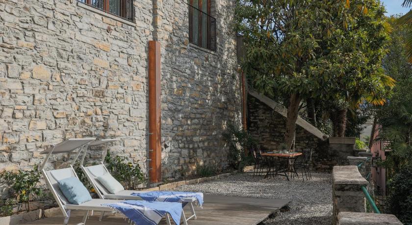 Villa Eugenia Suite - by MyHomeInComo