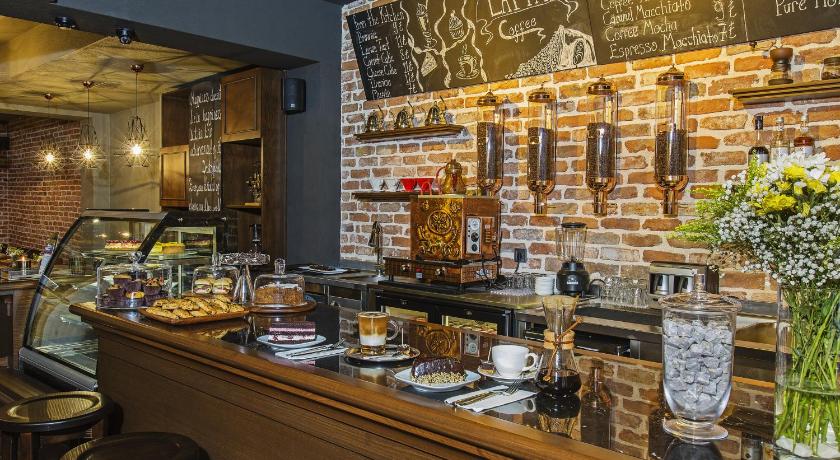 Meroddi Galata Mansion - image 3