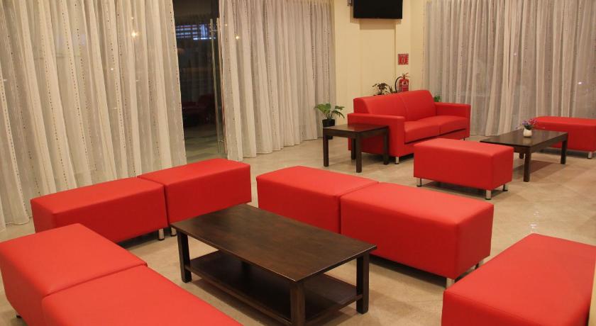 ポートディクソン Mirage PD Hotel 2つ星 ホテル 眺望