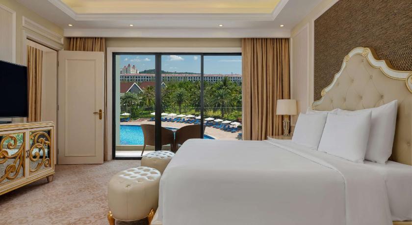 Image of One Bedroom Suite 4