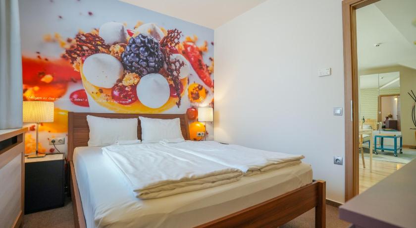 Image of 2 Bedroom Apartment 8