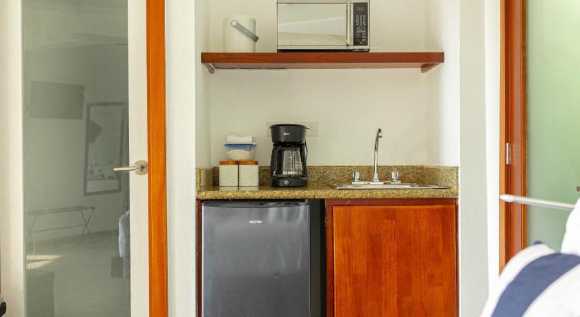 Image of Luxury Standard Room 7