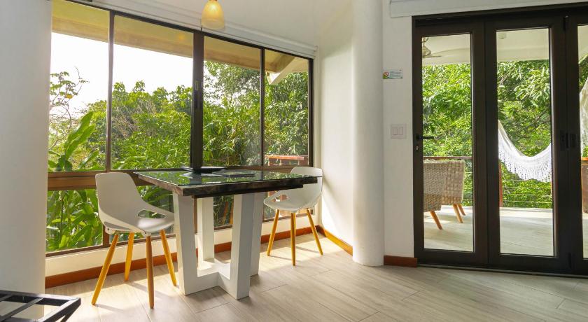 Image of Luxury Standard Room 4