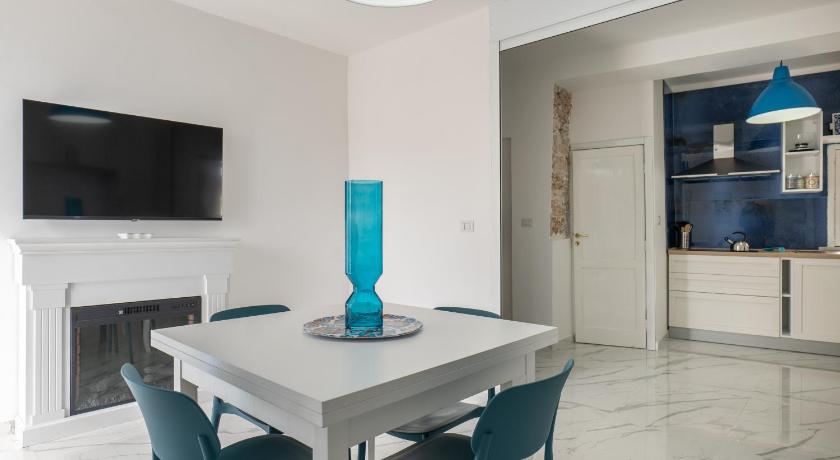 维耶特里苏尔马雷 Ferrara Holiday Home - Vietri Amalfi Coast 4星级 单人房 餐厅