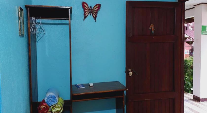 Image of Family Room 13