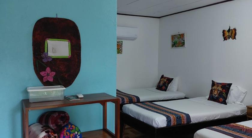 Image of Family Room 4