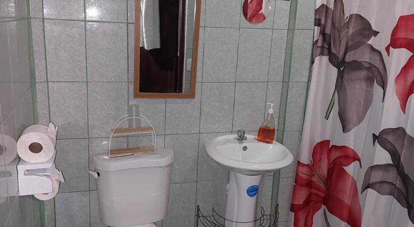 Image of Deluxe Queen Room 16