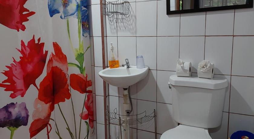 Image of Deluxe Queen Room 12
