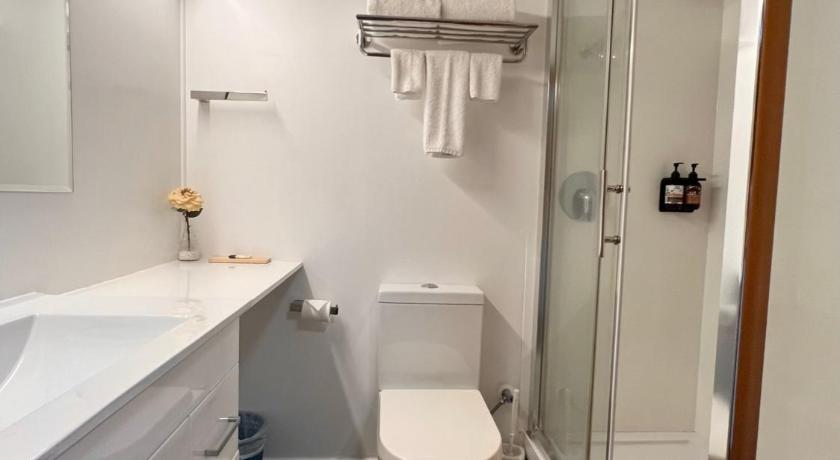 Image of Deluxe Twin Room 2