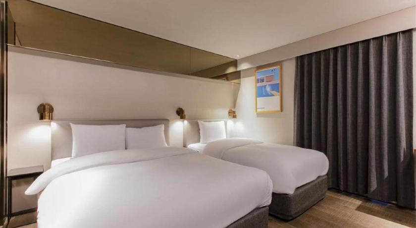 首尔 Sillim Dominique  Hotel 3星级 酒店 泳池