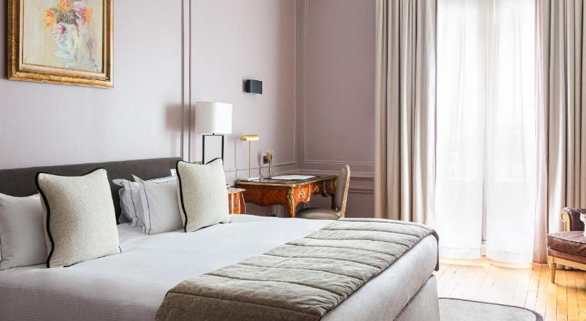 Image of Executive Room 6