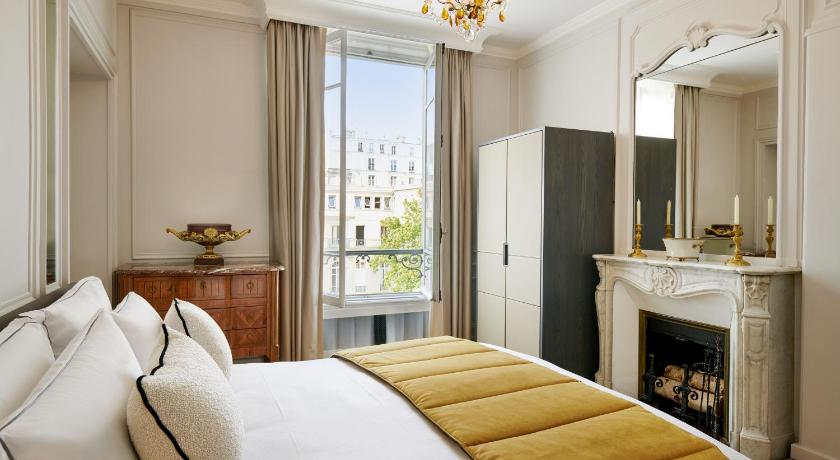 Image of Signature Suite 1