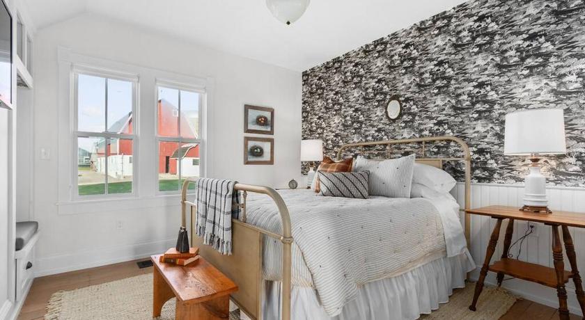 オシュコシュ (WI) Highland Farmhouse Countryside Retreat with Farm Charm 4つ星 宿泊施設 眺望