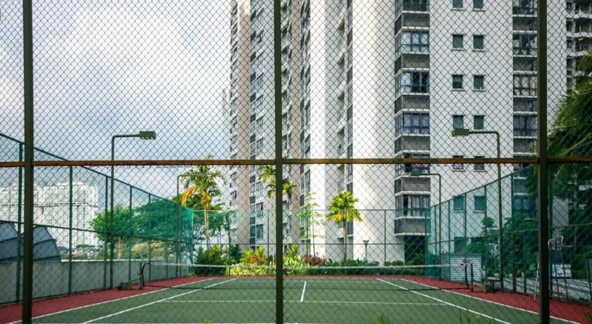 ジョホールバル A Stylish 2BR Suite, Water Views, Free Parking 4つ星 ゲストハウス レストラン