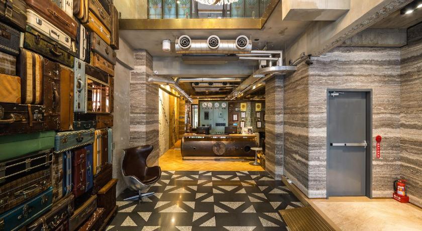 BlueSky Hotel - image 9
