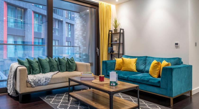The Embassy Suite @Devereux_Residences - image 9