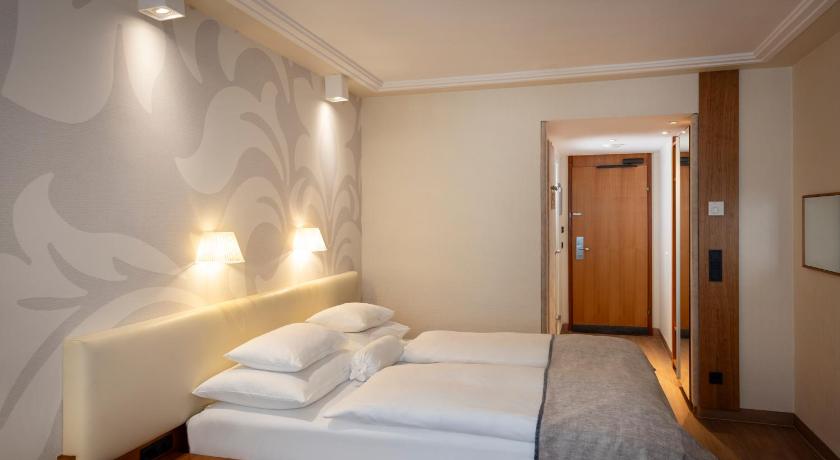 Bild von: Standard Zimmer (Standard Room) 12