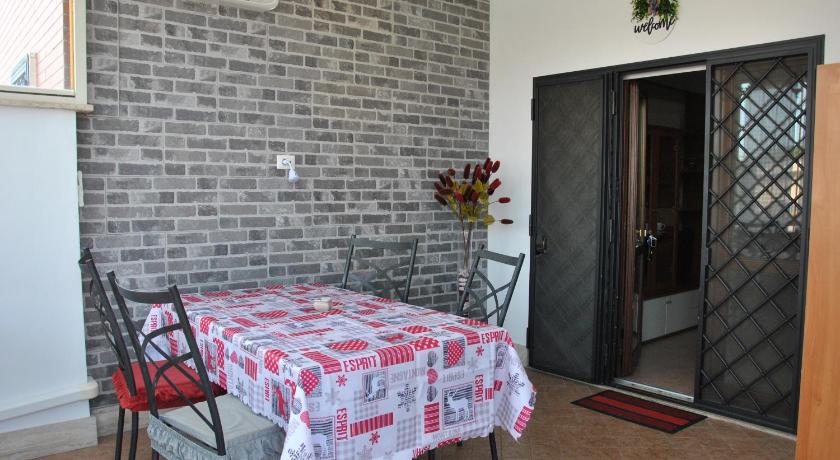 ローマ Alloggio di Giorgia 4つ星 シングルルーム 外観