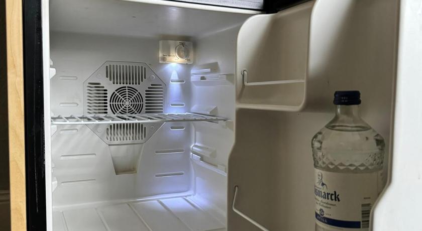 Image of Double room with private shower and shared WC 16