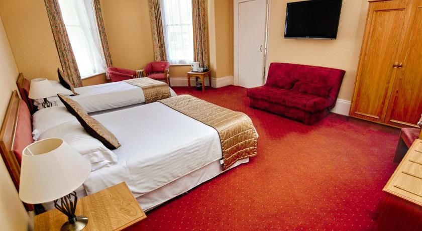 Image of Family Room 0