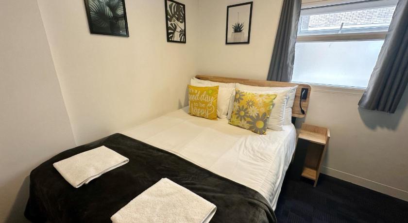Image of Double Room with Private Bathroom 0