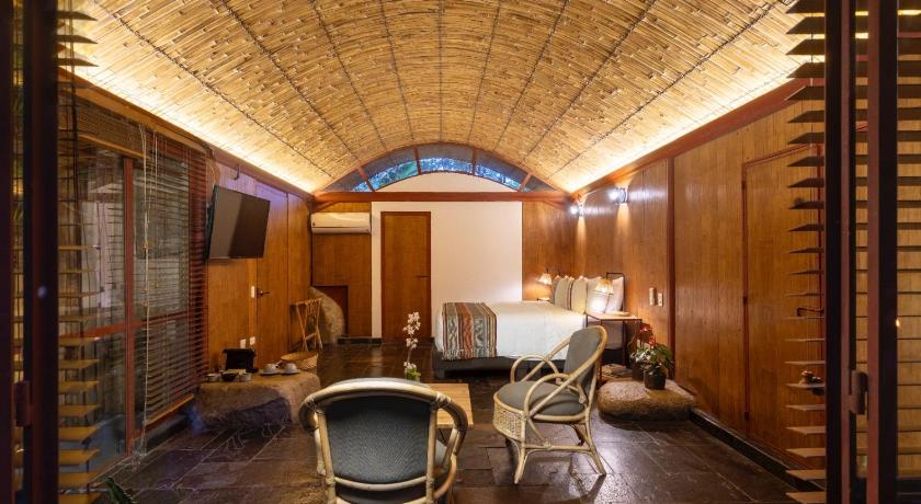 Image of Superior Suite 3