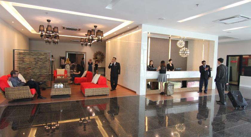 Shah Alam Nexus Regency Suites Hotel Subang Jaya 4-Star Hotel pool