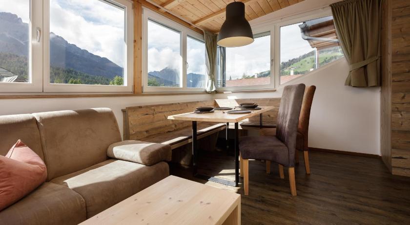 Dolomite Apartments - by Familiaris