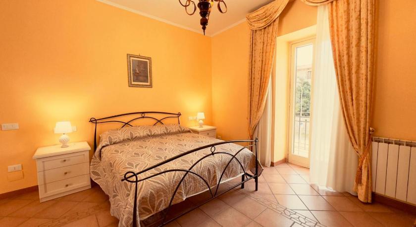 CASA PEPE - Fondi Vertice Rooms