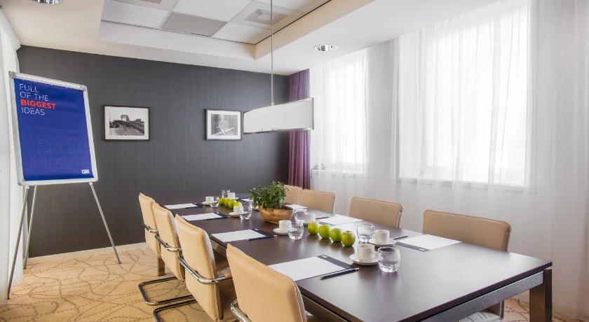 阿纳姆 Holiday Inn Express Arnhem By IHG 3星级 酒店 大堂