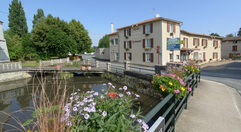 Logis Le Cheval Blanc et Le Clovis