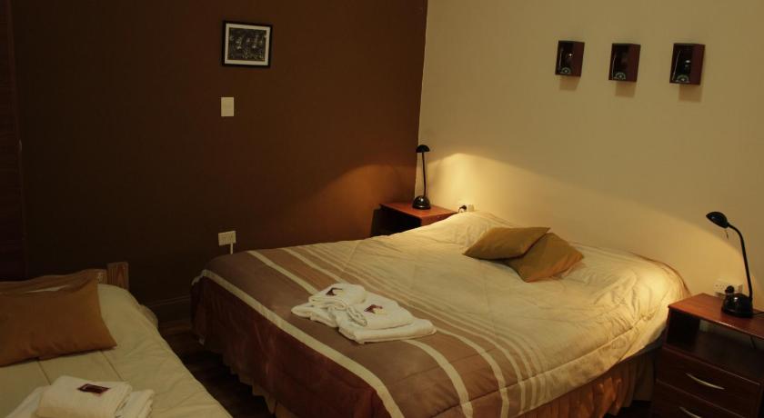 Image of Triple Room with Bathroom 2