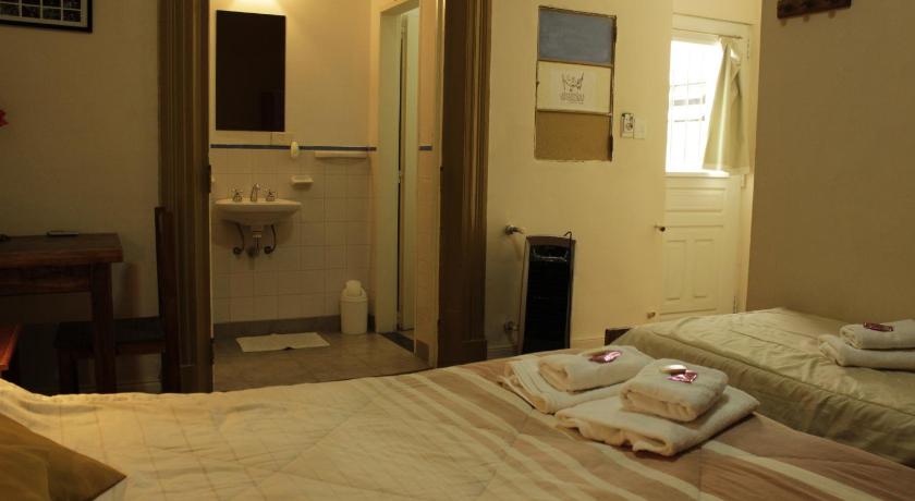 Image of Triple Room with Bathroom 3