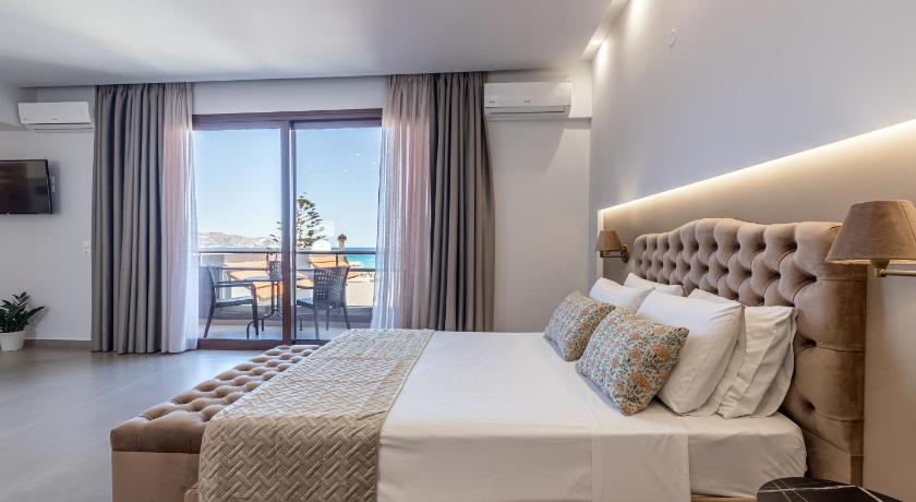 Image of One-Bedroom Apartment with Sea View 0