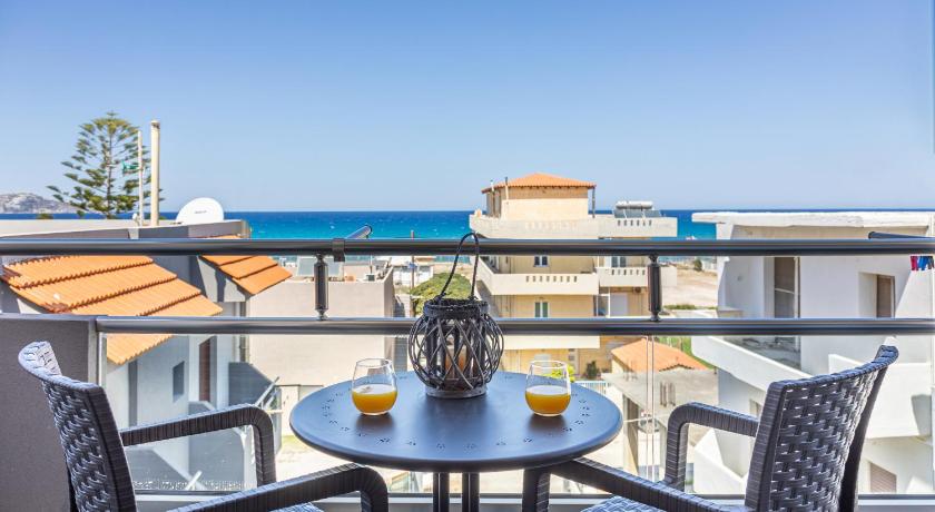Image of One-Bedroom Apartment with Sea View 1