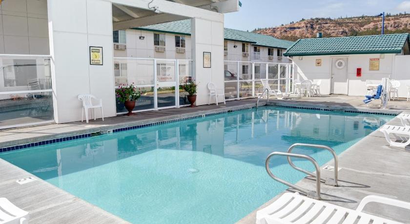 Motel 6-The Dalles, OR photo